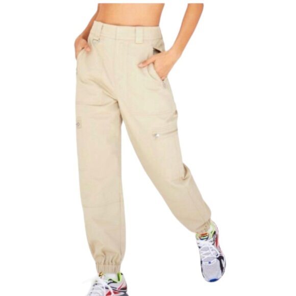 Aritzia Pants - Aritzia  TNA The Cargo Jogger Pants